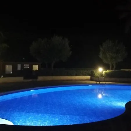 Hilltop Apartment-free Welcome Package Mazotos