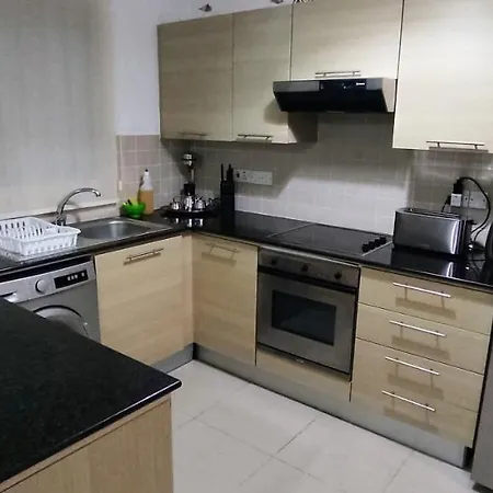 Hilltop Apartment-free Welcome Package *