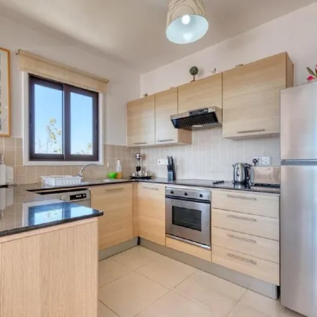 Hilltop Apartment-free Welcome Package *