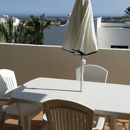 Hilltop Apartment-free Welcome Package Mazotos